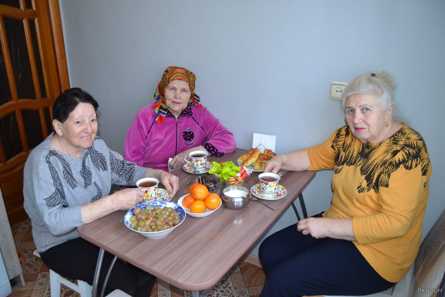 Дружеское чаепитие Дружеское чаепитие