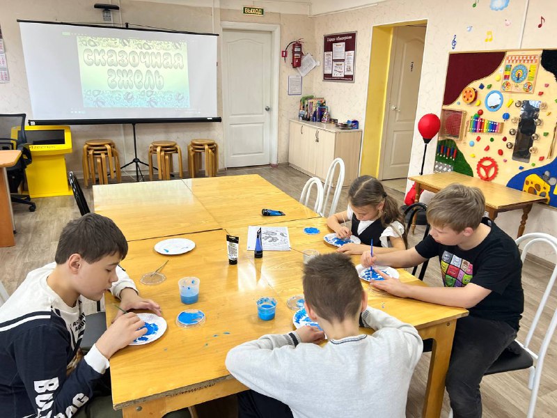 Гжель глазами детей